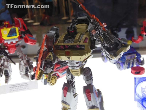 Sdcc 2012 Transformers Generations Fall Of Cybertron Grimlock  (30 of 55)